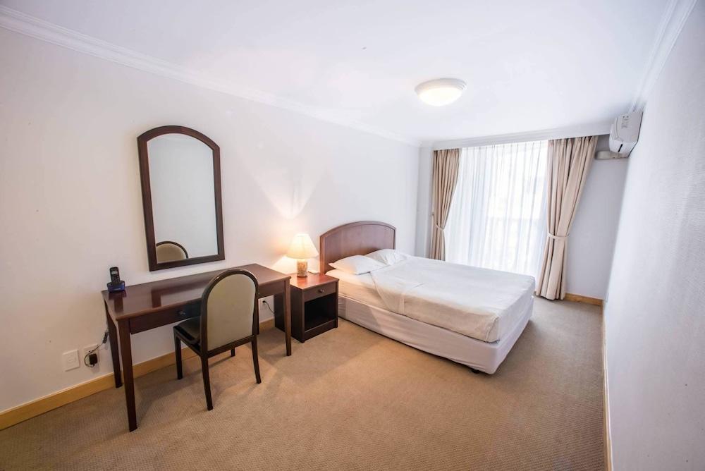 Saigon Court Serviced Apartment Хошимин Екстериор снимка